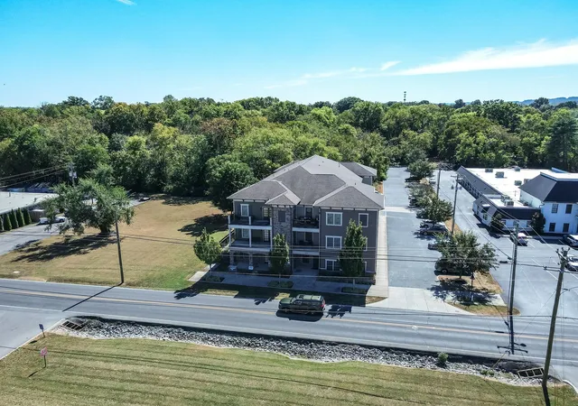 Photo 3 of Condo for sale at 1319 W Main St #207, Franklin, TN 37064 | MLS# 3612458 | Listing updated on 2026-10-08