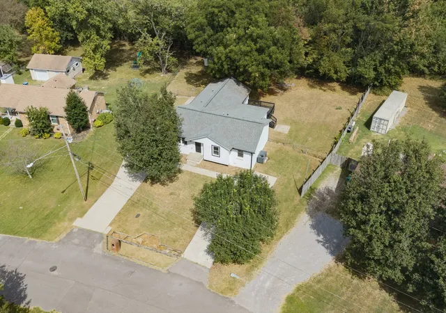 Photo 1 of Single family home for sale at 206 Tarrytown Dr, Smyrna, TN 37167 | MLS# 3602927 | Listing updated on 2026-10-04