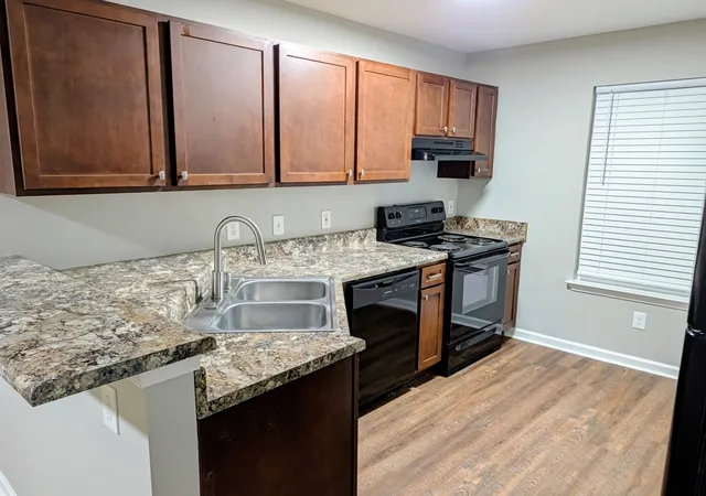 Photo 2 of Single family home for sale at 1561 Ctr Pointe Dr, Murfreesboro, TN 37130 | MLS# 3611139 | Listing updated on 2026-10-03