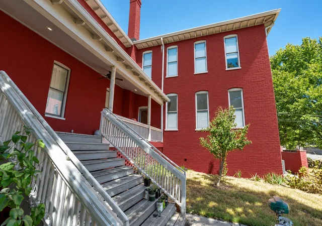 Photo 3 of Condo for sale at 1309 Forest Ave #4, Nashville, TN 37206 | MLS# 3610036 | Listing updated on 2026-10-04