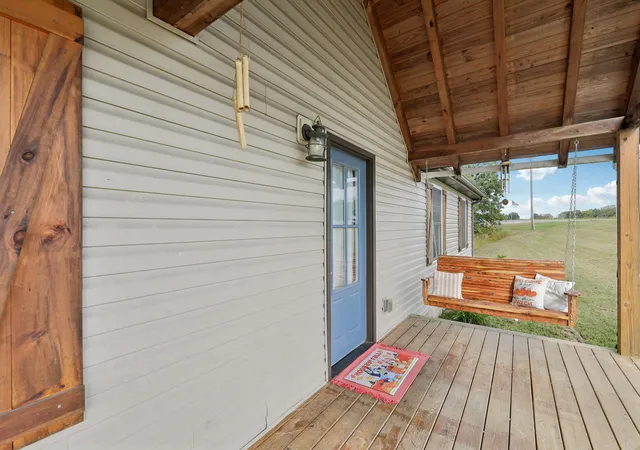 Photo 1 of Single family home for sale at 724 Kirbytown Rd, Lafayette, TN 37083 | MLS# 3615302 | Listing updated on 2026-10-08