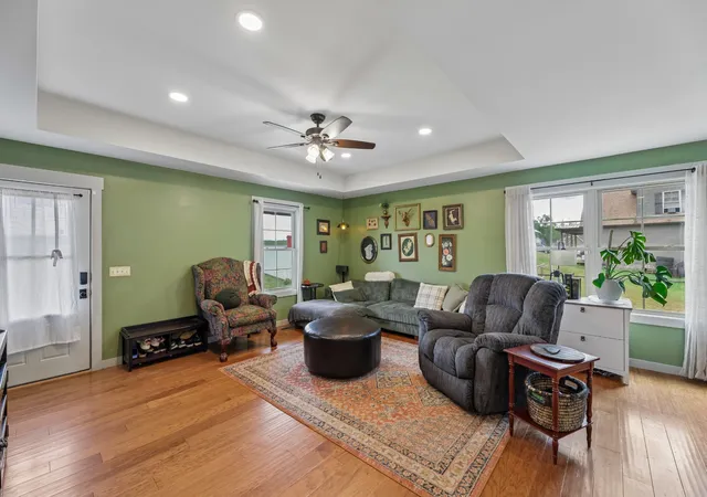 Photo 4 of Single family home for sale at 724 Kirbytown Rd, Lafayette, TN 37083 | MLS# 3615302 | Listing updated on 2026-10-08