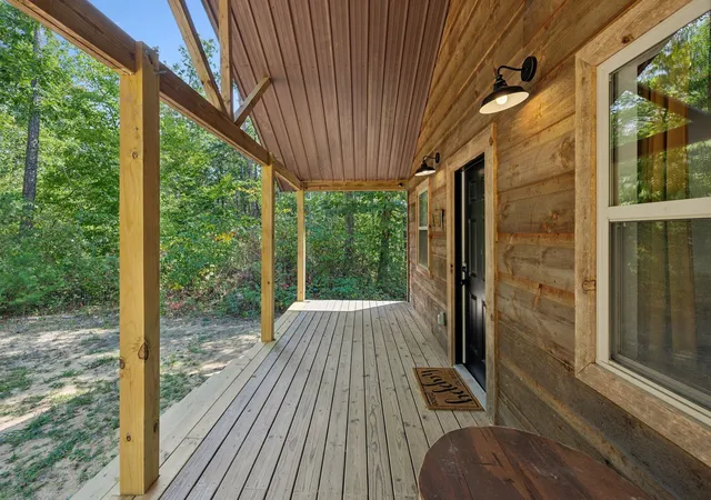 Photo 4 of Single family home for sale at 422 Dollar Dr, Altamont, TN 37301 | MLS# 3602968 | Listing updated on 2026-10-06