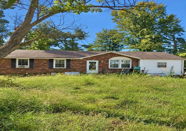 Photo 1 of Single family home for sale at 311 Meadow Ln, Portland, TN 37148 | MLS# 3602959 | Listing updated on 2026-10-06
