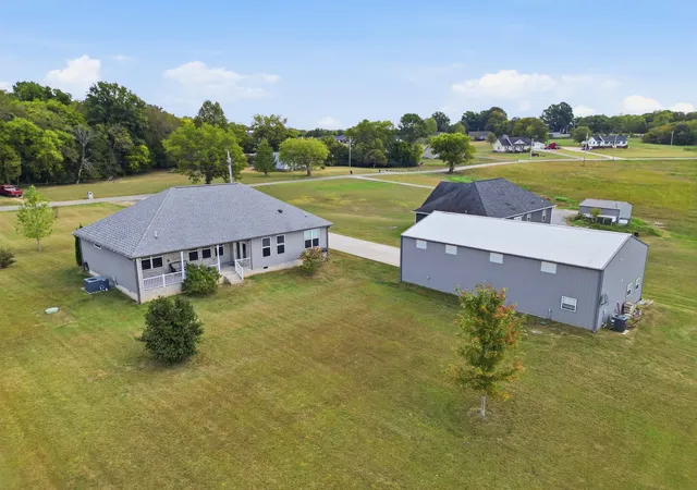 Photo 3 of Single family home for sale at 285 Burnley Rd, Hartsville, TN 37074 | MLS# 3611967 | Listing updated on 2026-10-06