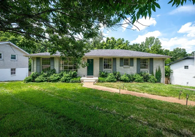 Photo 2 of Single family home for sale at 317 Bonnavue Dr, Hermitage, TN 37076 | MLS# 3611876 | Listing updated on 2026-10-07