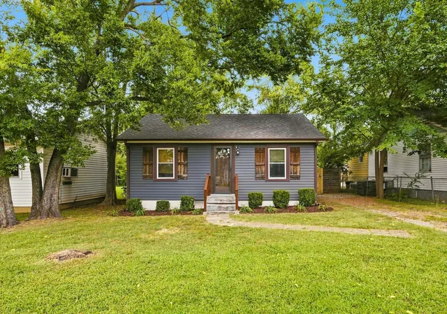 Photo 2 of Single family home for sale at 321 Hickory St, Madison, TN 37115 | MLS# 3611871 | Listing updated on 2026-10-07