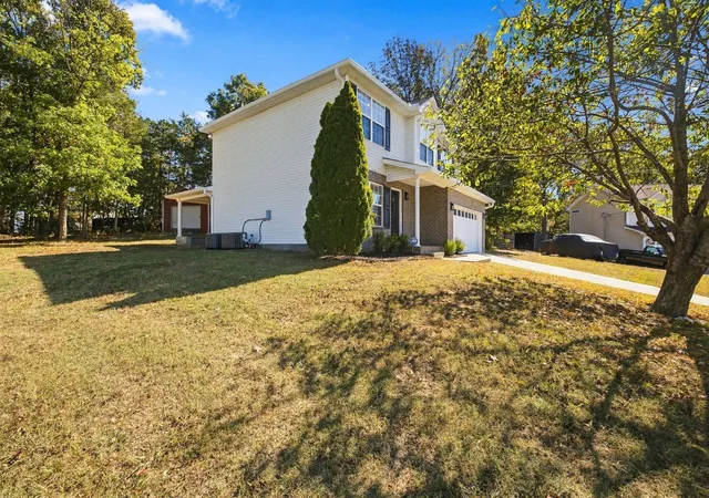 Photo 3 of Single family home for sale at 637 Martinsdale Ct, La Vergne, TN 37086 | MLS# 3613063 | Listing updated on 2026-10-08