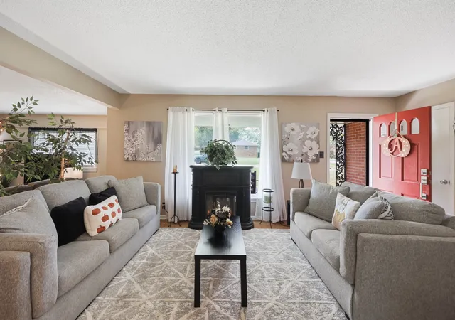 Photo 4 of Single family home for sale at 1019 Primrose Dr, Greenbrier, TN 37073 | MLS# 3610786 | Listing updated on 2026-10-06