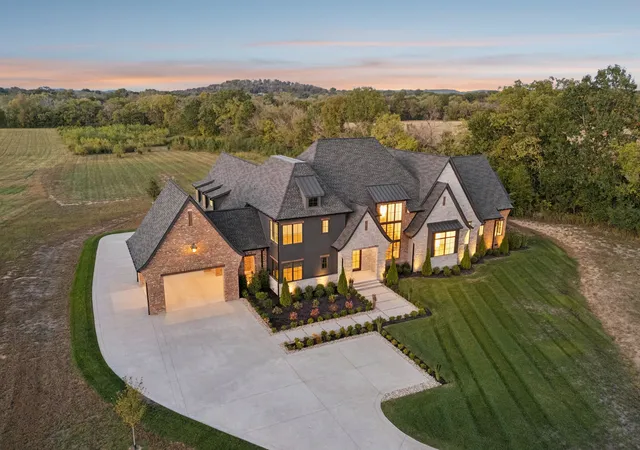 Photo 1 of Single family home for sale at 4334 Arno Rd, Franklin, TN 37064 | MLS# 3623932 | Listing updated on 2026-10-22