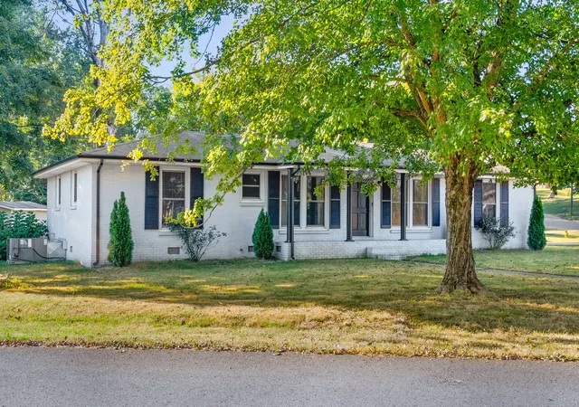 Photo 1 of Single family home for sale at 1875 Patricia Dr, Clarksville, TN 37040 | MLS# 3610779 | Listing updated on 2026-10-07