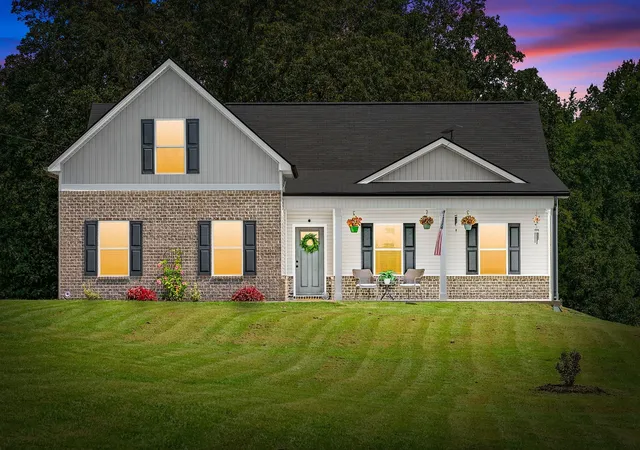Photo 1 of Single family home for sale at 328 Wilson Holw Rd, Dickson, TN 37055 | MLS# 3603054 | Listing updated on 2026-09-30