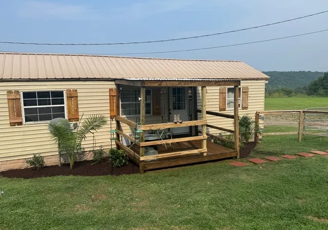 Photo 3 of Manufactured home for sale at 1013 Valencia Ct, Ashland City, TN 37015 | MLS# 3603035 | Listing updated on 2026-09-30