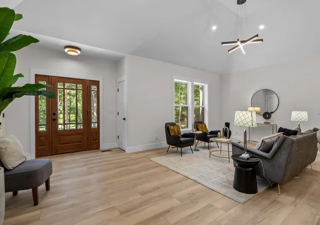 Photo 4 of Single family home for sale at 875 Little Leatherwood Rd, Vanleer, TN 37181 | MLS# 3612054 | Listing updated on 2026-10-06