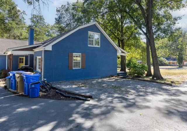 Photo 2 of Single family home for sale at 412 Moss Trl, Goodlettsville, TN 37072 | MLS# 3603543 | Listing updated on 2026-10-03