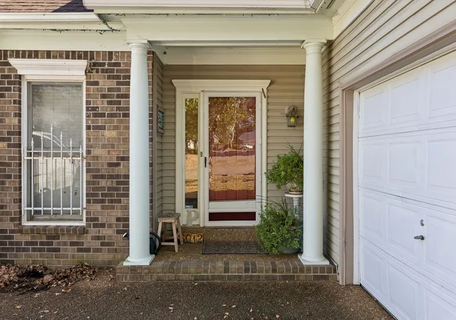 Photo 2 of Single family home for sale at 6012 Legend Dr, Antioch, TN 37013 | MLS# 3621068 | Listing updated on 2026-10-28