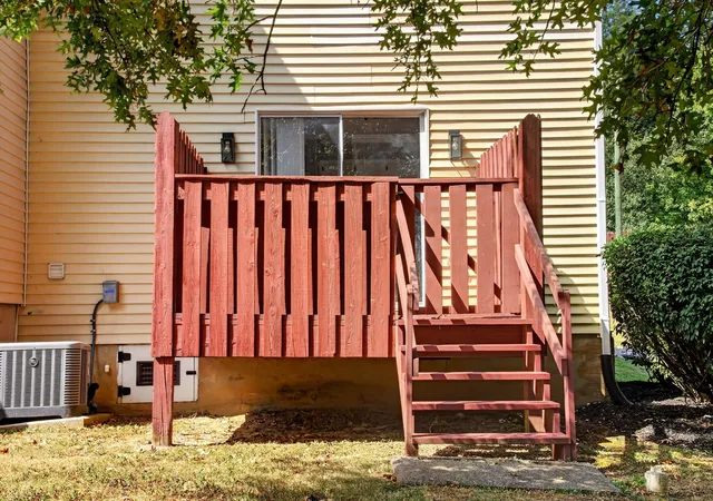 Photo 4 of Single family home for sale at 413 S Timber Dr, Nashville, TN 37214 | MLS# 3603945 | Listing updated on 2026-10-05