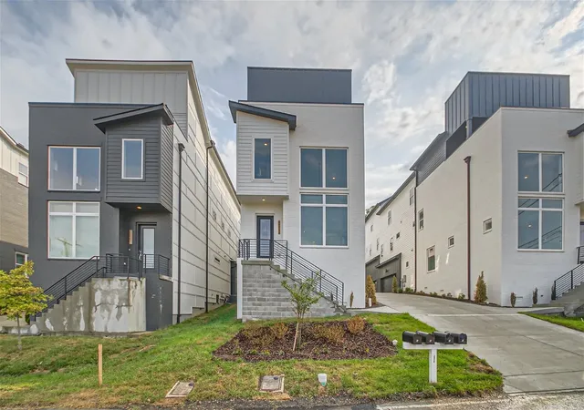 Photo 29 of Townhouse for sale at 2710a Larmon Dr, Nashville, TN 37204 | MLS# 3603253 | Listing updated on 2026-10-08