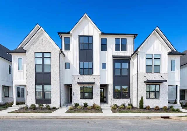 Townhouse for sale at 2088 Conductor Ln, Thompsons Station, TN 37179 | MLS# 3604054