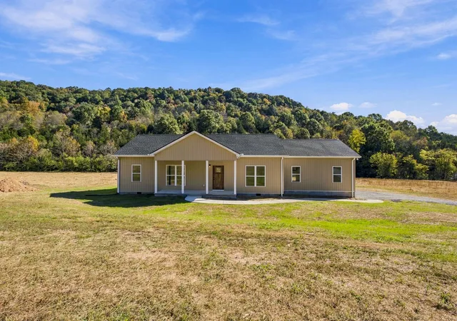 Single family home for sale at 50 Shady Cir, Pleasant Shade, TN 37145 | MLS# 3622826