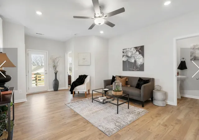 Photo 3 of Townhouse for sale at 5101 Pace Park Cir, Columbia, TN 38401 | MLS# 3603129 | Listing updated on 2026-09-30