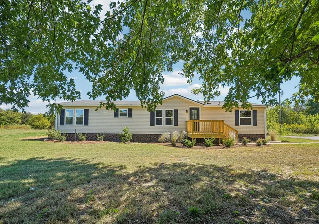 Manufactured home for sale at 1284 Lost Country Dr, Springfield, TN 37172 | MLS# 3603783