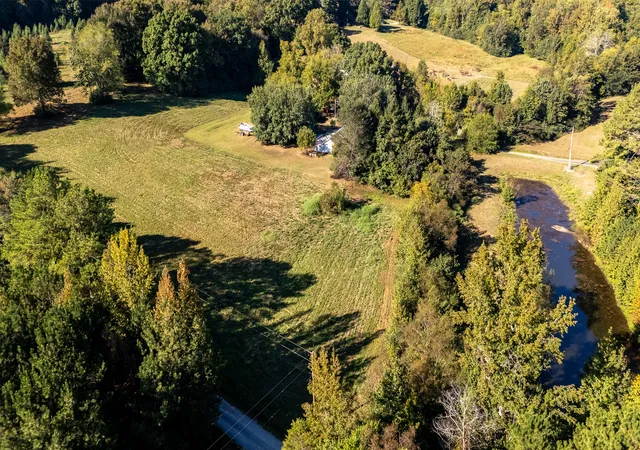 Photo 38 of Manufactured home for sale at 9 Gowen Rd, Leoma, TN 38468 | MLS# 3603954 | Listing updated on 2026-10-01