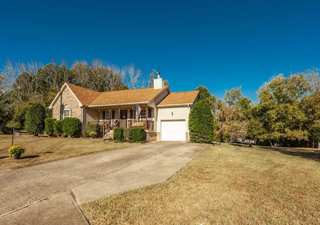 Photo 2 of Single family home for sale at 212 Marlin Ct, Madison, TN 37115 | MLS# 3603723 | Listing updated on 2026-10-06