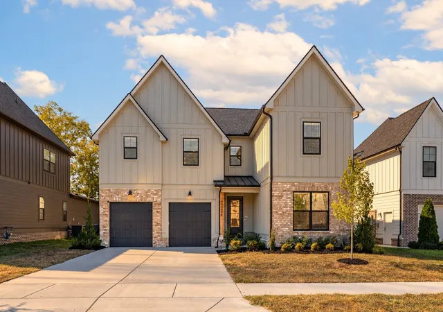 Photo 1 of Single family home for sale at 3286 Sassafras Ln, Thompsons Station, TN 37179 | MLS# 3603994 | Listing updated on 2026-10-06