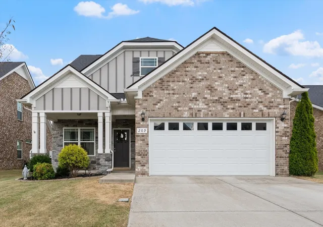 Photo 1 of Single family home for sale at 209 Thorpe Dr, Spring Hill, TN 37174 | MLS# 3610346 | Listing updated on 2026-10-05