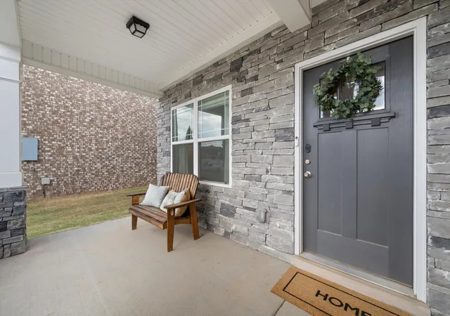 Photo 2 of Single family home for sale at 209 Thorpe Dr, Spring Hill, TN 37174 | MLS# 3610346 | Listing updated on 2026-10-05
