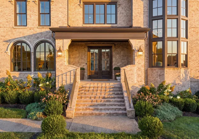 Photo 4 of Single family home for sale at 9263 Berwyn Ct, Brentwood, TN 37027 | MLS# 3603508 | Listing updated on 2026-10-07