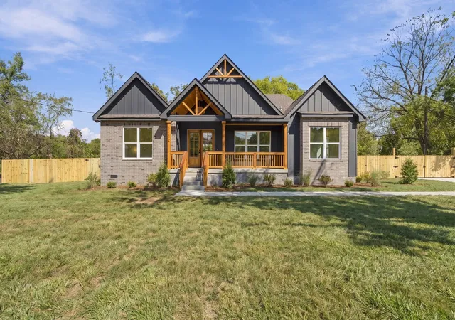 Photo 1 of Single family home for sale at 1132 Bellshire Dr, Nashville, TN 37207 | MLS# 3622118 | Listing updated on 2026-10-22