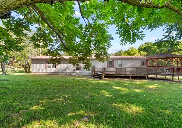 Photo 2 of Manufactured home for sale at 54 Frederick Pl, Linden, TN 37096 | MLS# 3603950 | Listing updated on 2026-10-09