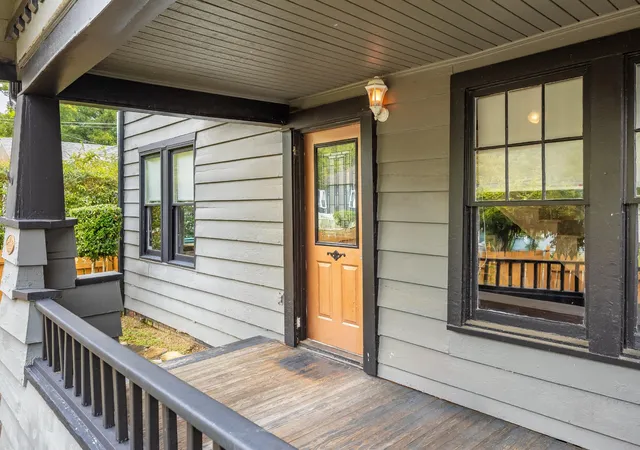 Photo 2 of Single family home for sale at 4906 Beulah Ave, Chattanooga, TN 37409 | MLS# 3603178 | Listing updated on 2026-09-30