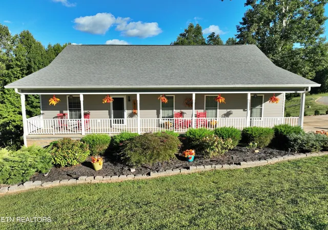 Photo 1 of Single family home for sale at 385 Hidden Forest Tr, Spring City, TN 37381 | MLS# 3603181 | Listing updated on 2026-09-30