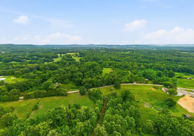Photo 2 of Single family home for sale at 329 Old Standing Stone Rd, Livingston, TN 38570 | MLS# 3610390 | Listing updated on 2026-10-02
