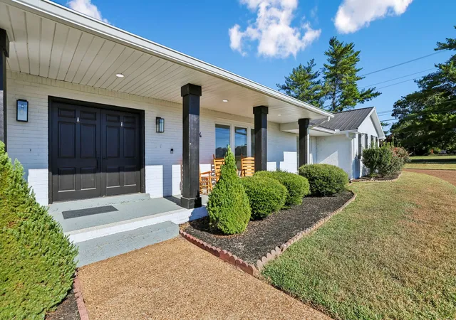 Photo 3 of Single family home for sale at 6904 Old Nashville Hwy, Murfreesboro, TN 37129 | MLS# 3603267 | Listing updated on 2026-10-06