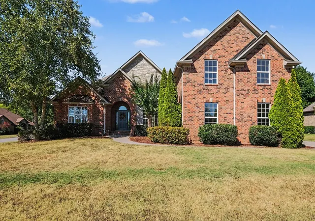 Photo 1 of Single family home for sale at 1031 Berkshire Blvd, Mount Juliet, TN 37122 | MLS# 3603228 | Listing updated on 2026-10-04
