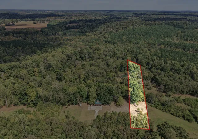 Photo 1 of Land for sale at 0 N Olivia Ln, Ethridge, TN 38456 | MLS# 3611525 | Listing updated on 2026-10-06