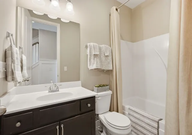 Photo 4 of Sale Pending at 304 Eastwood Ln, Spring Hill, TN 37174 | MLS# 3610466 | Listing updated on 2026-10-02