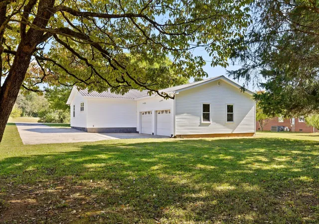 Photo 4 of Single family home for sale at 571 Jones Dr, Dunlap, TN 37327 | MLS# 3603230 | Listing updated on 2026-09-30