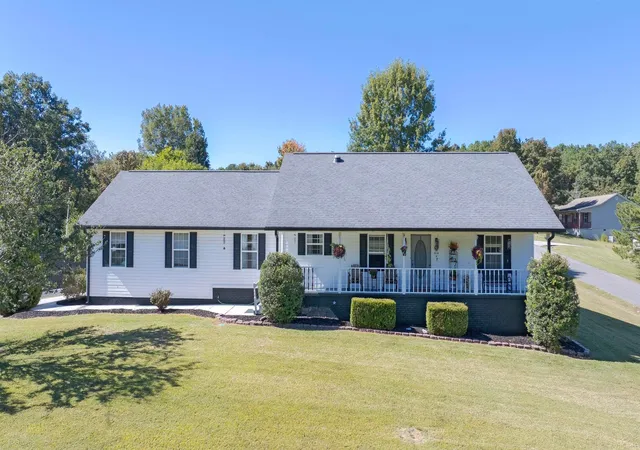 Photo 1 of Single family home for sale at 123 Pine Ridge Dr, Dayton, TN 37321 | MLS# 3603295 | Listing updated on 2026-09-30