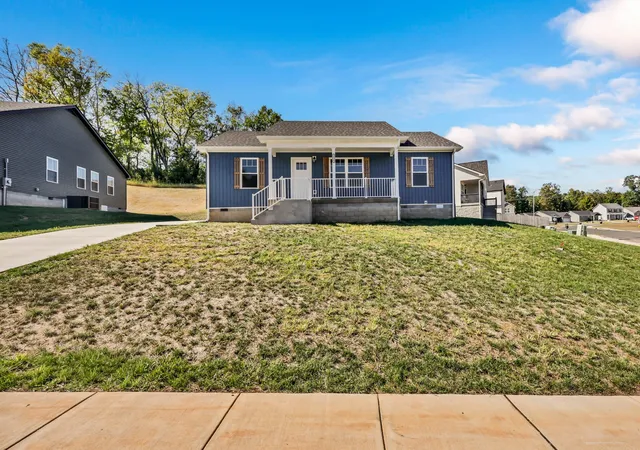 Photo 1 of Single family home for sale at 1178 Tybee Dr, Clarksville, TN 37042 | MLS# 3610300 | Listing updated on 2026-10-02