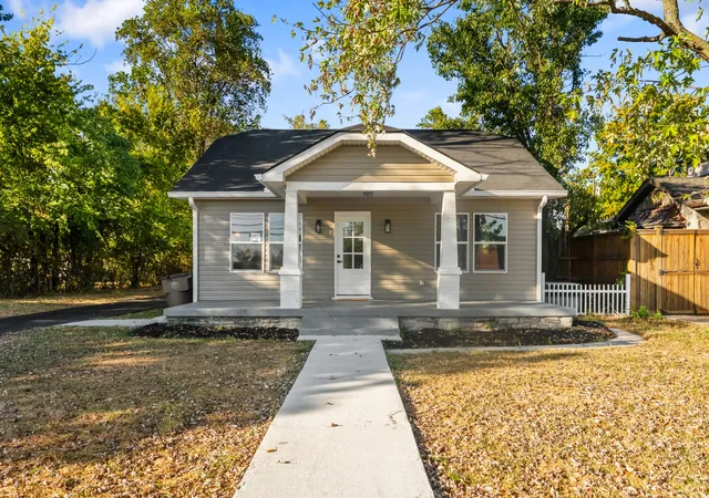 Photo 3 of Single family home for sale at 218 Antioch Pike, Nashville, TN 37211 | MLS# 3603349 | Listing updated on 2026-10-08