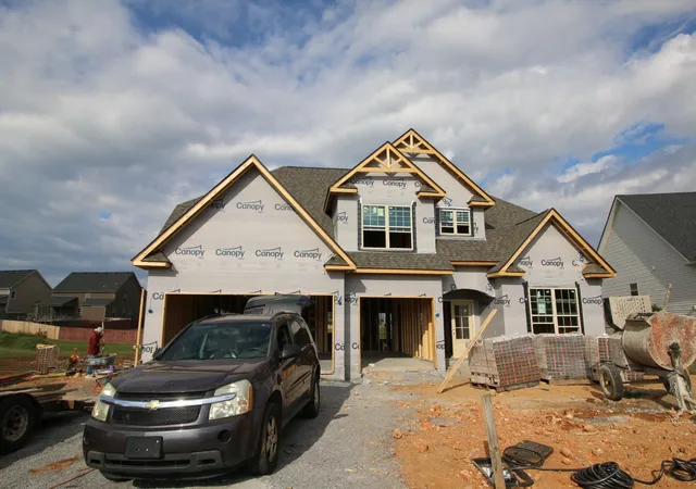 Photo 2 of Single family home for sale at 252 Autumnwood Farms, Clarksville, TN 37042 | MLS# 3612100 | Listing updated on 2026-10-14