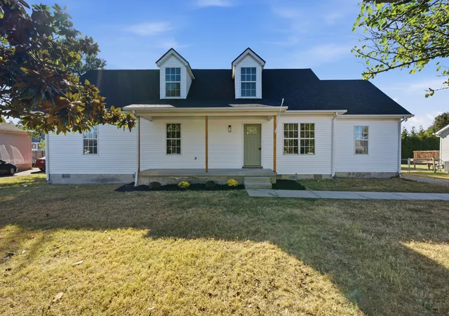 Single family home for sale at 2815 Kedzie Dr, Murfreesboro, TN 37130 | MLS# 3603405