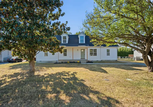 Photo 1 of Single family home for sale at 2815 Kedzie Dr, Murfreesboro, TN 37130 | MLS# 3603405 | Listing updated on 2026-10-15