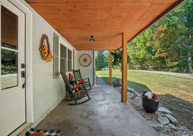Photo 4 of Single family home for sale at 1101 Bryant Perry Rd, Bethpage, TN 37022 | MLS# 3620466 | Listing updated on 2026-10-29