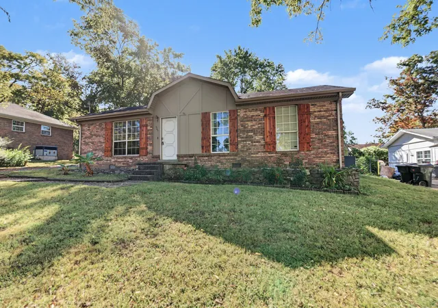 Photo 1 of Single family home for sale at 425 Malvin St, Gallatin, TN 37066 | MLS# 3615225 | Listing updated on 2026-10-08